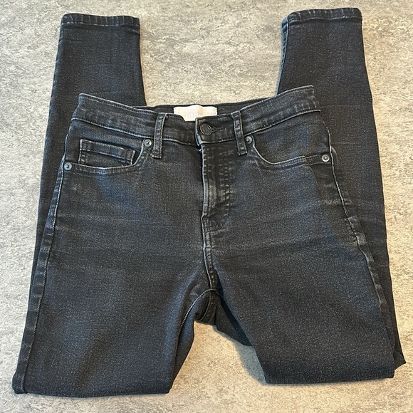 Everlane Mid Rise Ankle Black Jeans - Picture 2 of 5